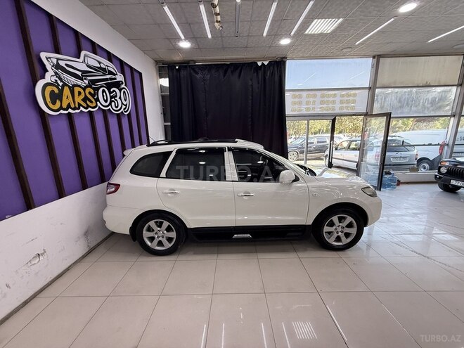 Hyundai Santa Fe-10
