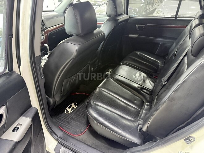 Hyundai Santa Fe-8