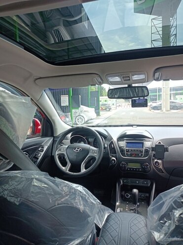 Hyundai ix35-16