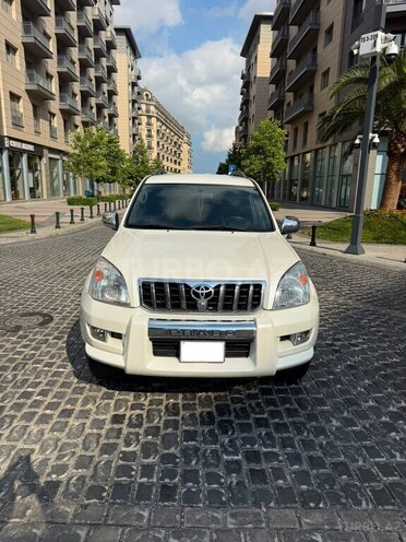 Toyota Land Cruiser Prado-5