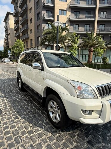 Toyota Land Cruiser Prado-18
