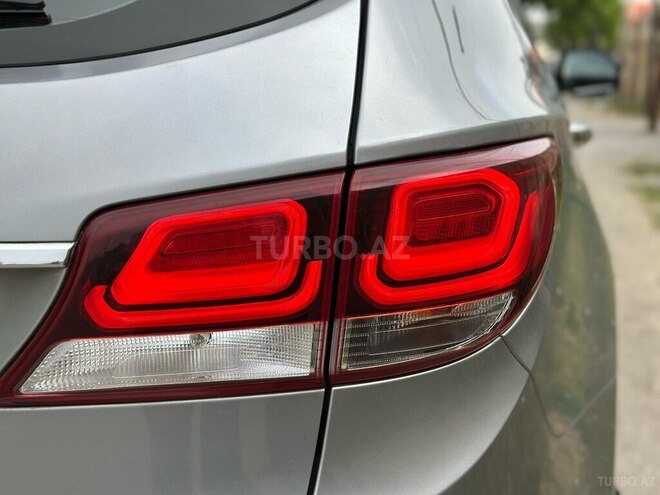 Hyundai Maxcruz-13