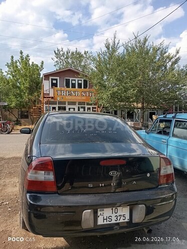 Kia Shuma-2