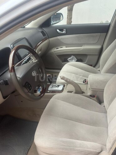 Hyundai Sonata-6