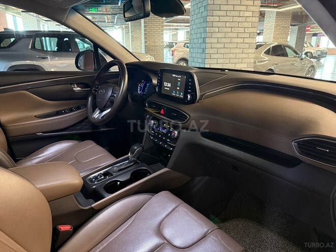 Hyundai Santa Fe-14