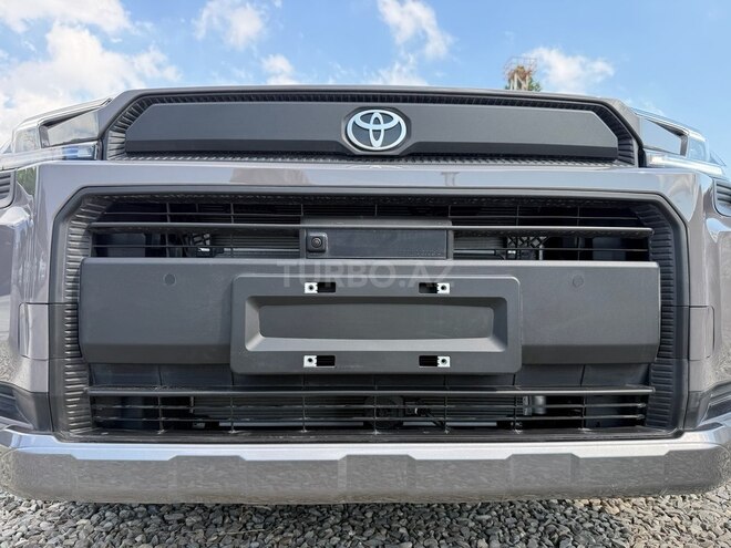 Toyota RAV4-11