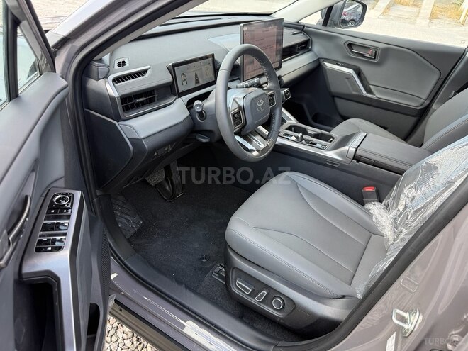 Toyota RAV4-13