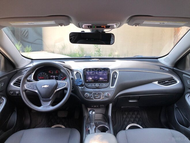 Chevrolet Malibu-3
