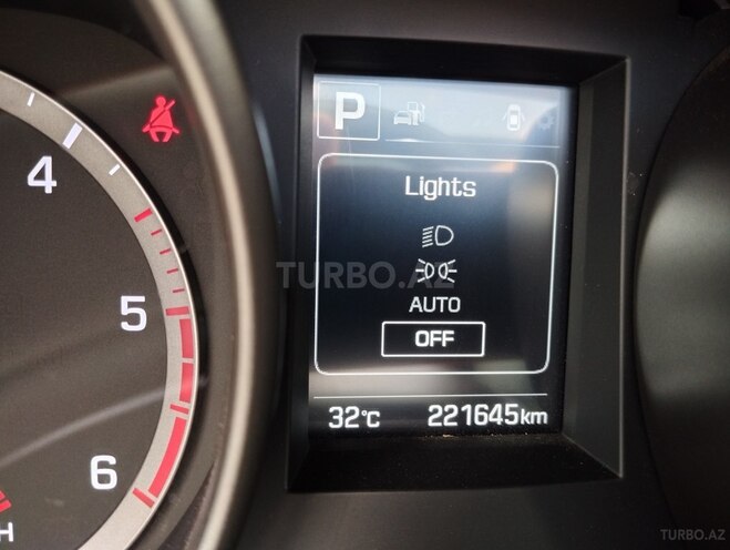 Hyundai Santa Fe-18