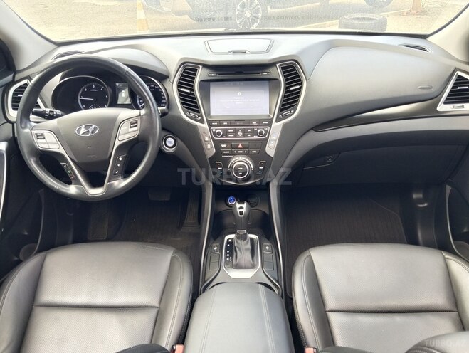 Hyundai Santa Fe-7