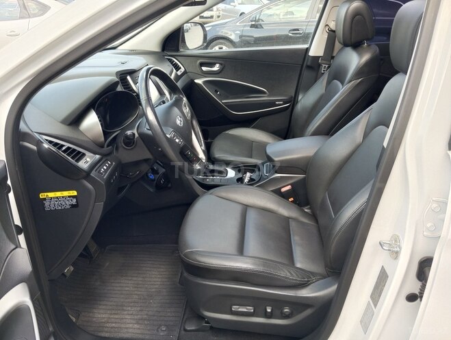 Hyundai Santa Fe-14