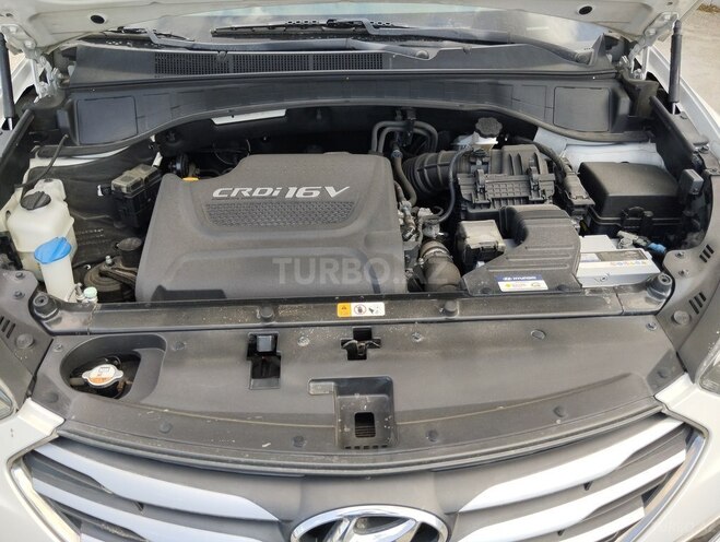 Hyundai Santa Fe-20