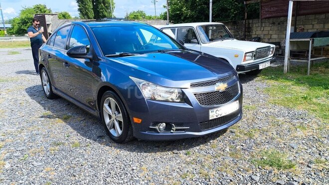 Chevrolet Cruze-2