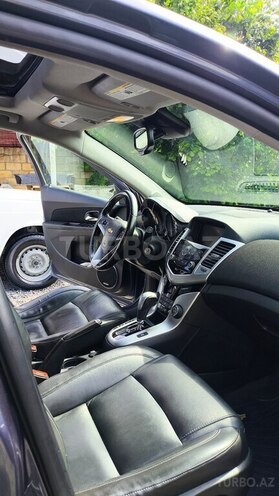 Chevrolet Cruze-4