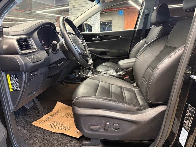 Kia Sorento-10