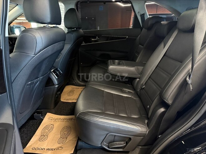 Kia Sorento-19