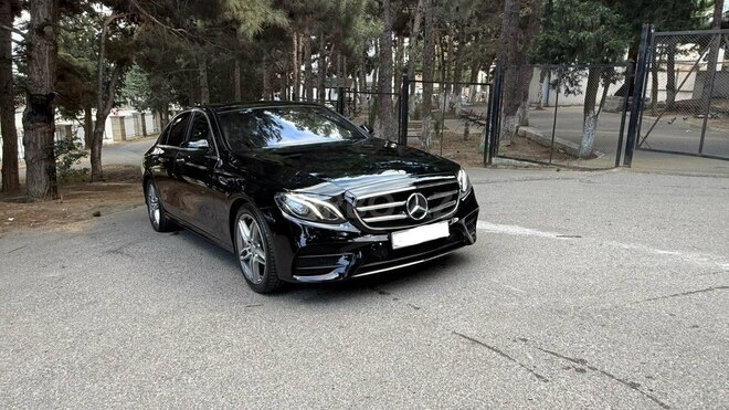 Mercedes E 300-3