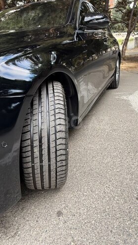 Mercedes E 300-10