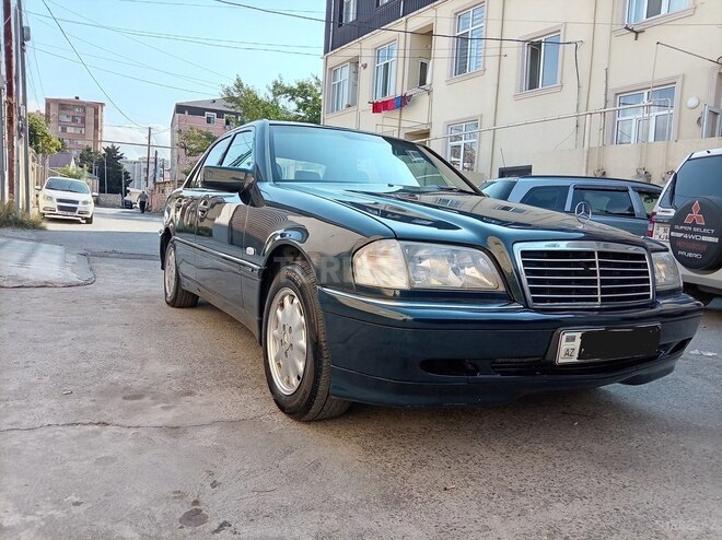 Mercedes C 200-4