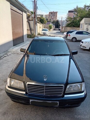 Mercedes C 200-2