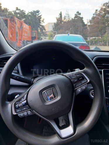 Honda Insight-13