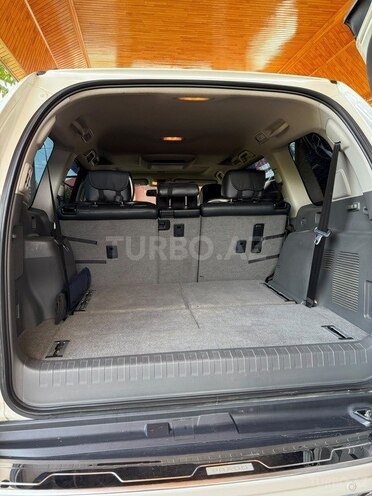 Toyota Land Cruiser Prado-5
