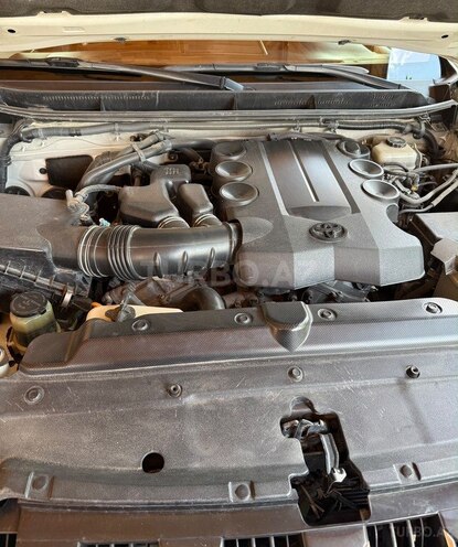 Toyota Land Cruiser Prado-11