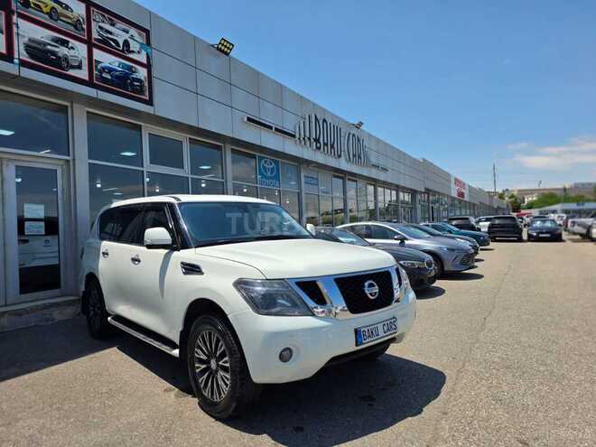 Nissan Patrol-1