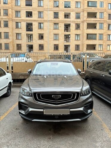 Geely Atlas Pro-1