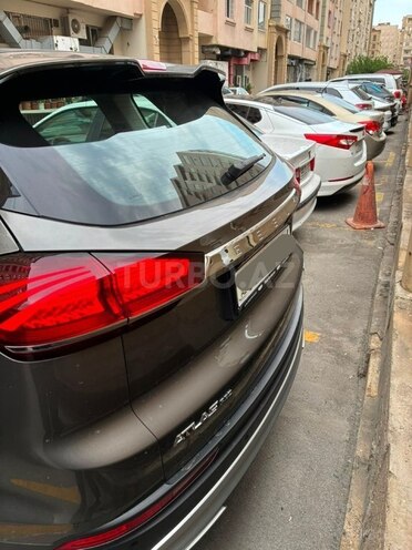 Geely Atlas Pro-6