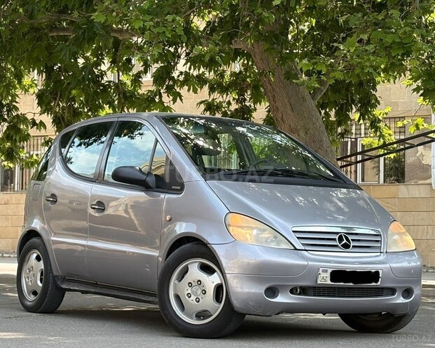 Mercedes A 160-12
