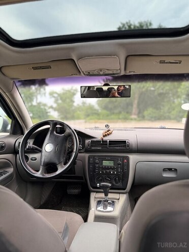 Volkswagen Passat-7