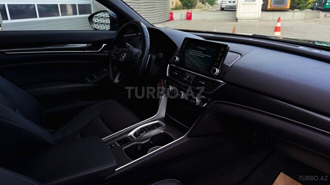 Honda Accord-11