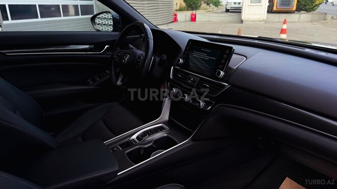Honda Accord-18