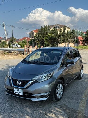Nissan Note-2