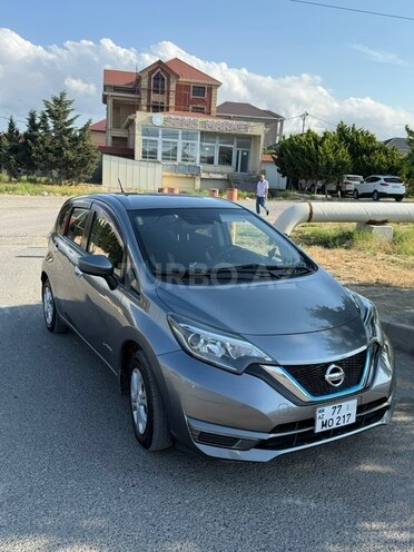 Nissan Note-4