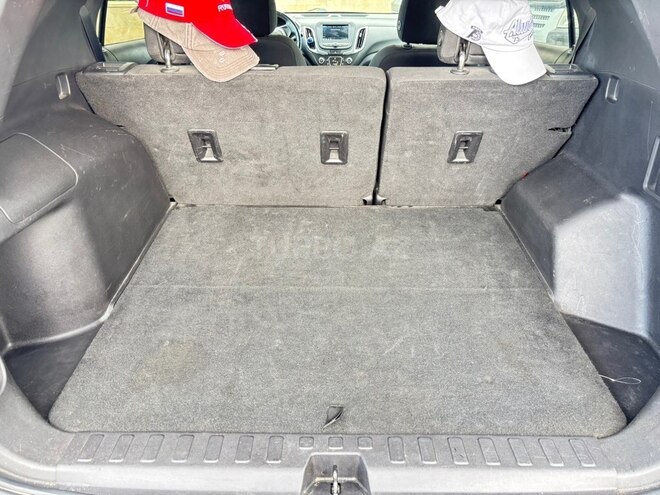 Chevrolet Equinox-7
