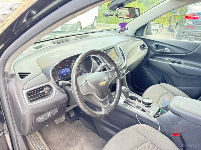 Chevrolet Equinox-12