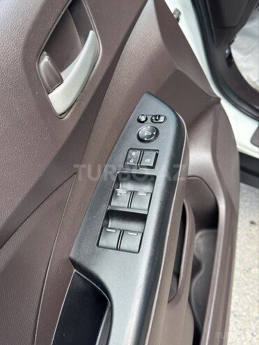 Honda CR-V-11