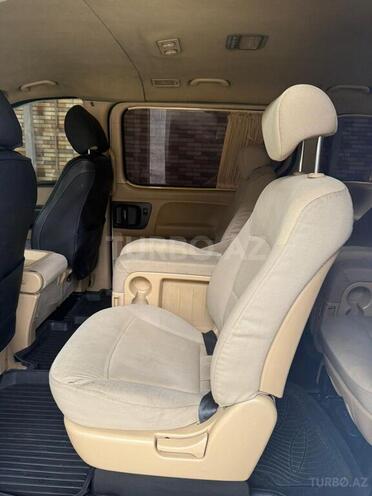 Hyundai H-1-11
