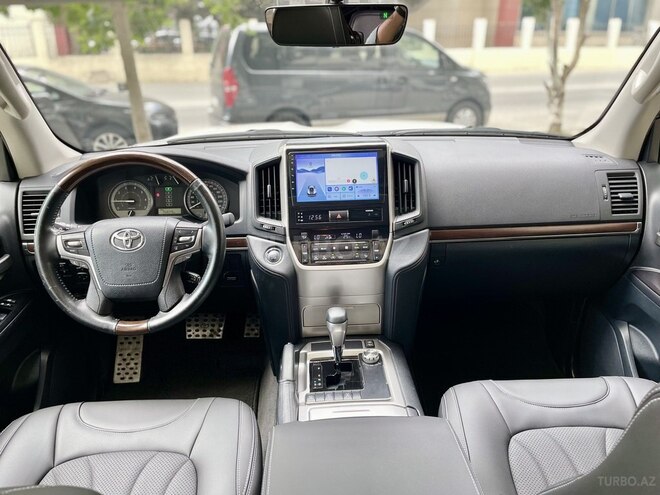 Toyota Land Cruiser 2018, 70,000 km - 4.0 l - Bakı