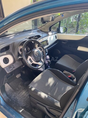 Toyota Yaris-2