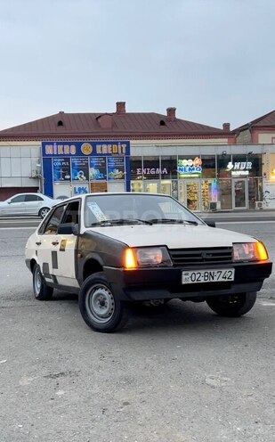 LADA (VAZ) 21099-9