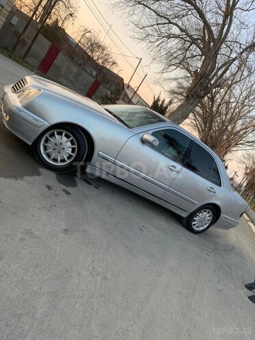 Mercedes E 270-7