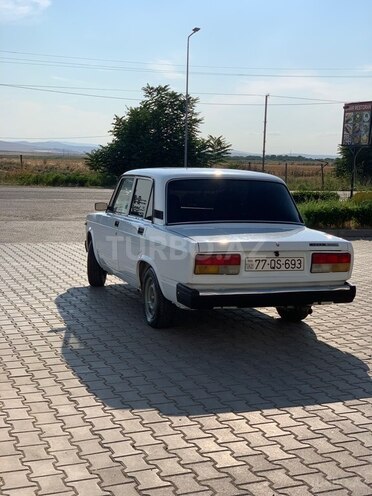 LADA (VAZ) 2107-5