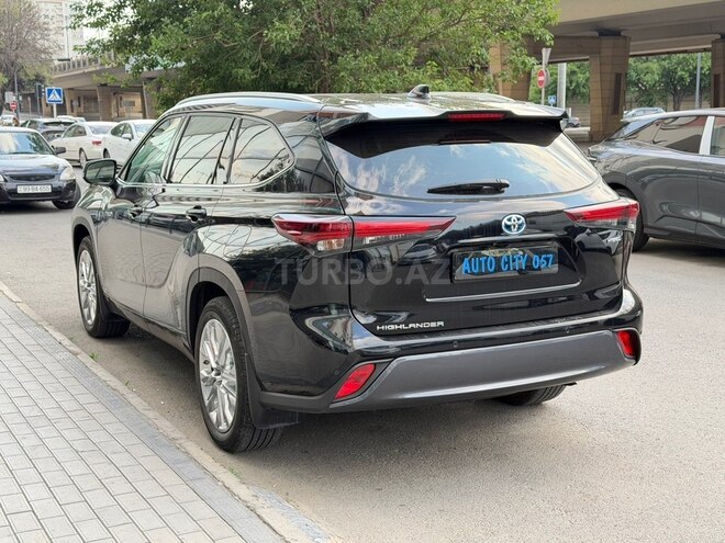 Toyota Highlander-6