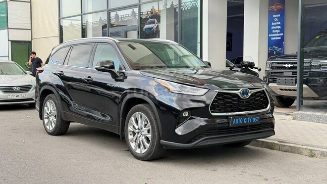 Toyota Highlander-2