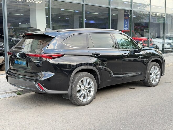 Toyota Highlander-7