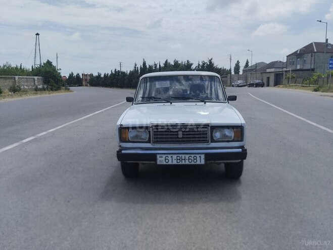 LADA (VAZ) 2107-4