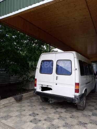 Ford Transit-2